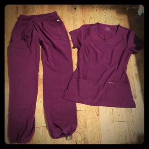 XS Cherokee Infinity burgundy scrub set